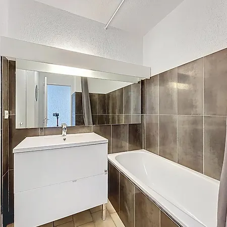 Apartment 2p Sur Avec Parking Et Climatisation - Fr-1-715-46 Palavas-les-Flots